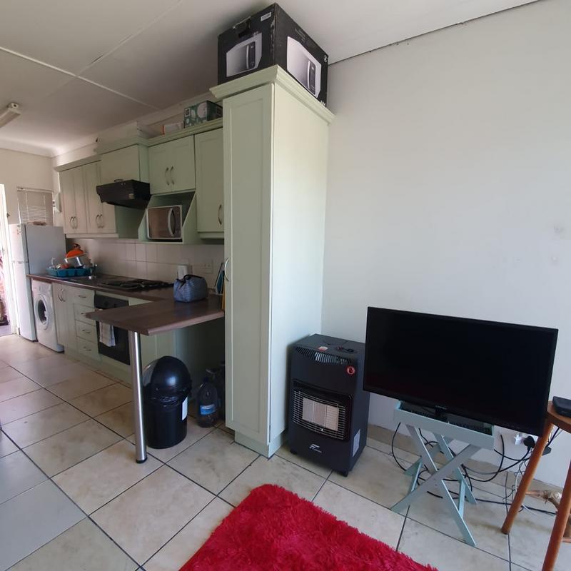 2 Bedroom Property for Sale in Grahamstown Central Eastern Cape